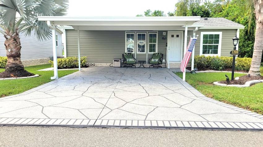 1209 Cypress Vine Road a Winter Haven, FL Mobile or Manufactured Home for Sale